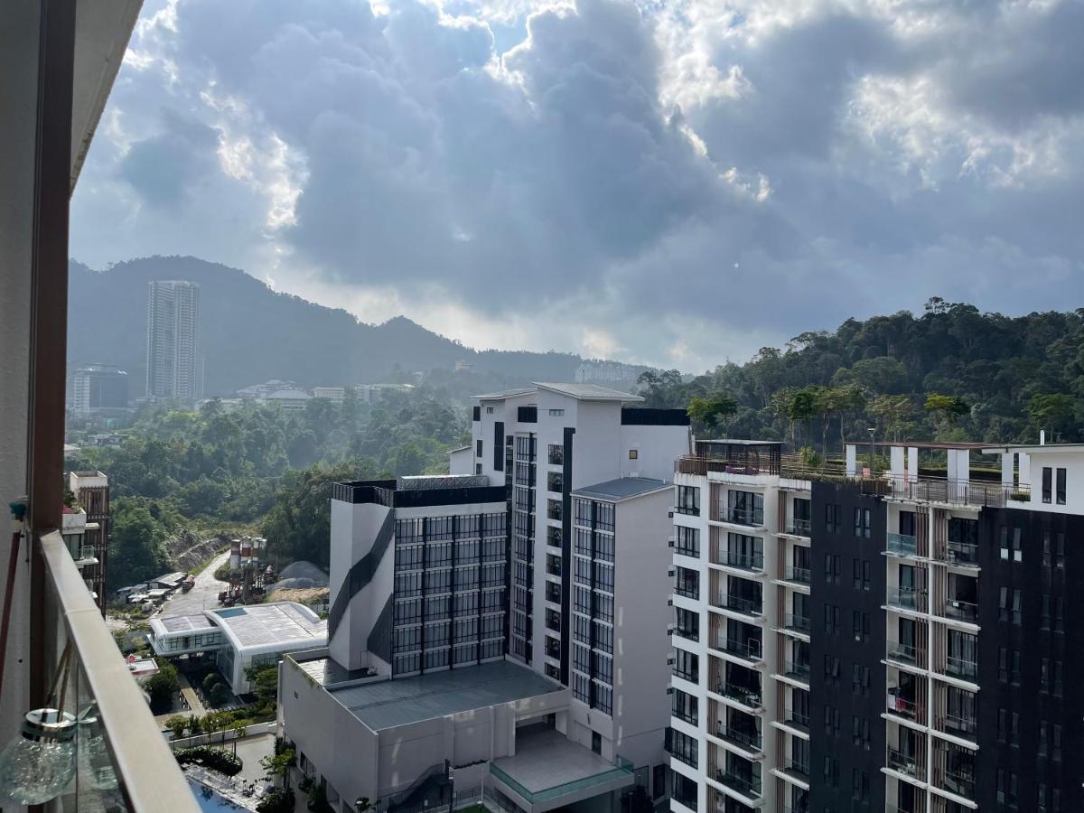 ג'נטינג היילנדס Kaw Supreme Theme Wifi Luxury 7 Pax Genting Pool & Mountain View Cuti Genting Homestay Midhills מראה חיצוני תמונה